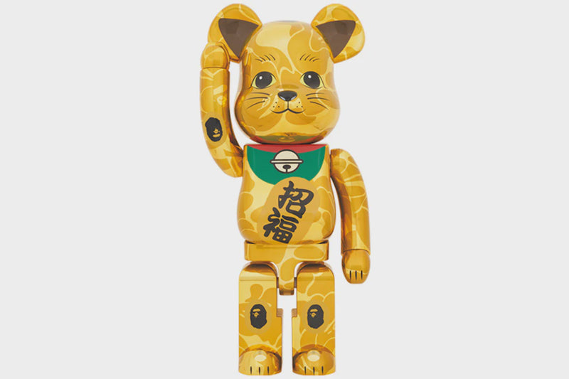 Bearbrick x BAPE Maneki Neko 1000% Gold Plated