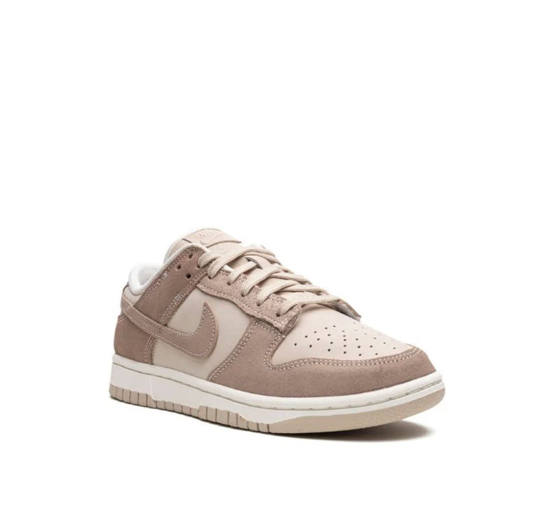 Nike Dunk Low SE Sand Drift (Women&